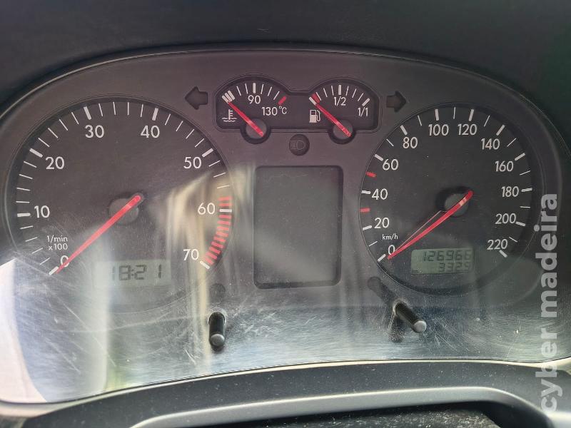 VOLKSWAGEN GOLF IV 1.4 L Gasolina