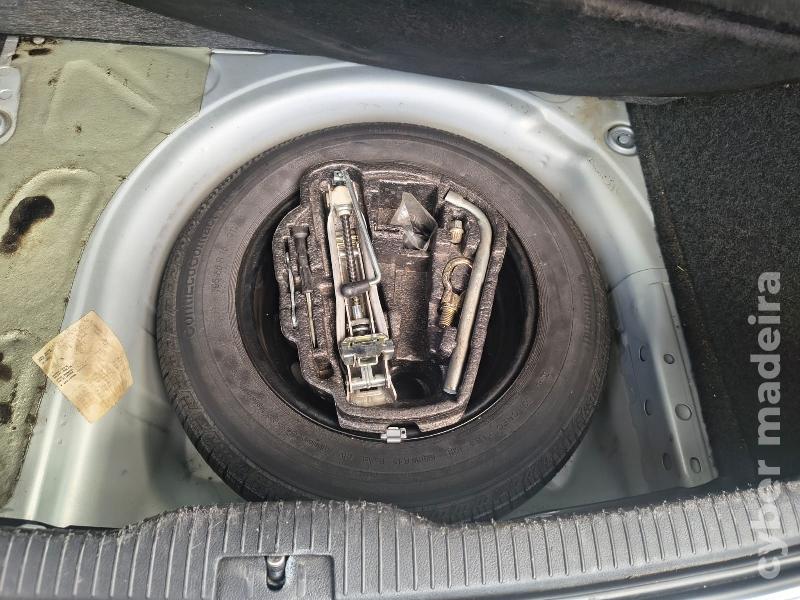 VOLKSWAGEN GOLF IV 1.4 L Gasolina