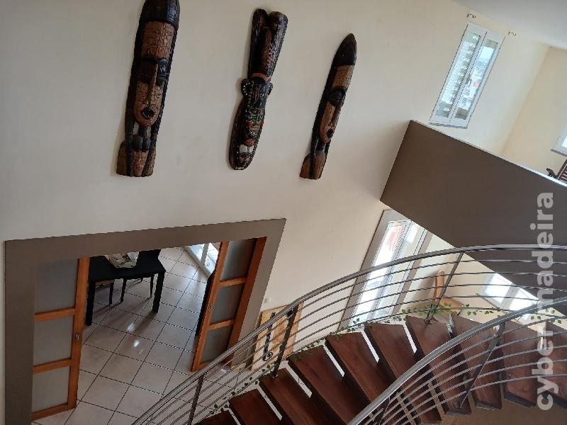 Moradia T4 para Venda