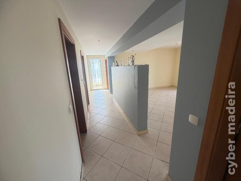 Moradia T4 para Venda