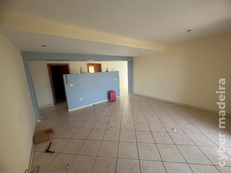 Moradia T4 para Venda