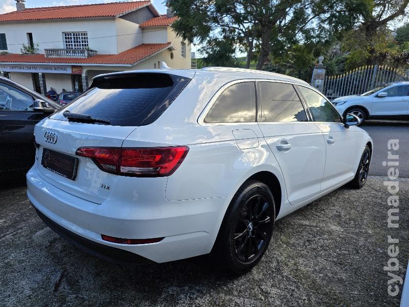 AUDI A4 AVANT 2.0 TDI SPORT 150CV Gasóleo