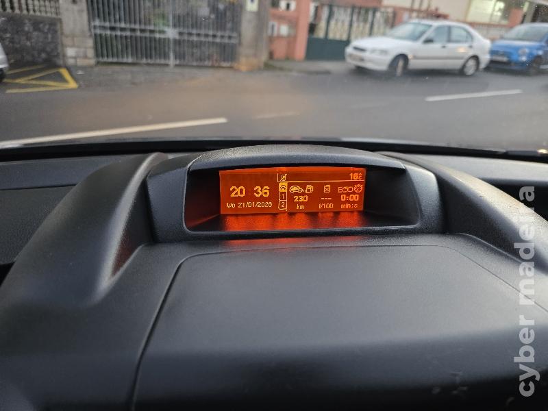 PEUGEOT PARTNER 1.6 HDI CONFORT 7 LUGARES Gasóleo