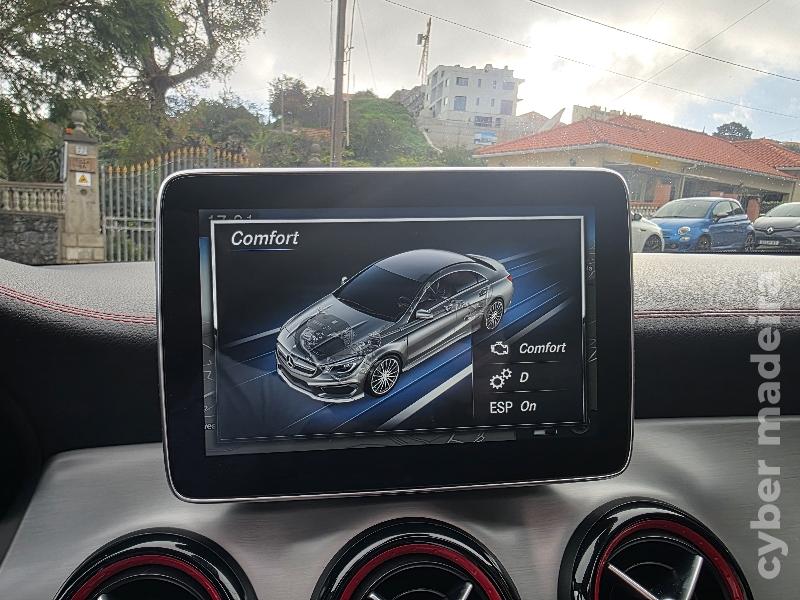 MERCEDES CLA 45 AMG 4MATIC 380CV Gasolina