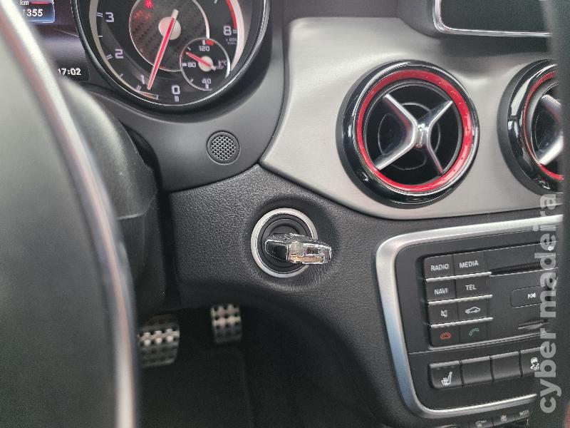 MERCEDES CLA 45 AMG 4MATIC 380CV Gasolina