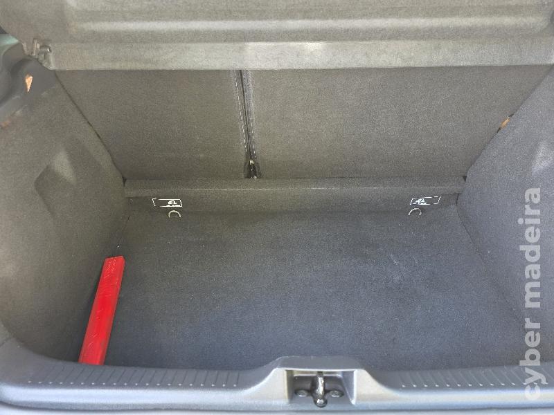 RENAULT CLIO 1.5 DCI LIMITED Gasóleo