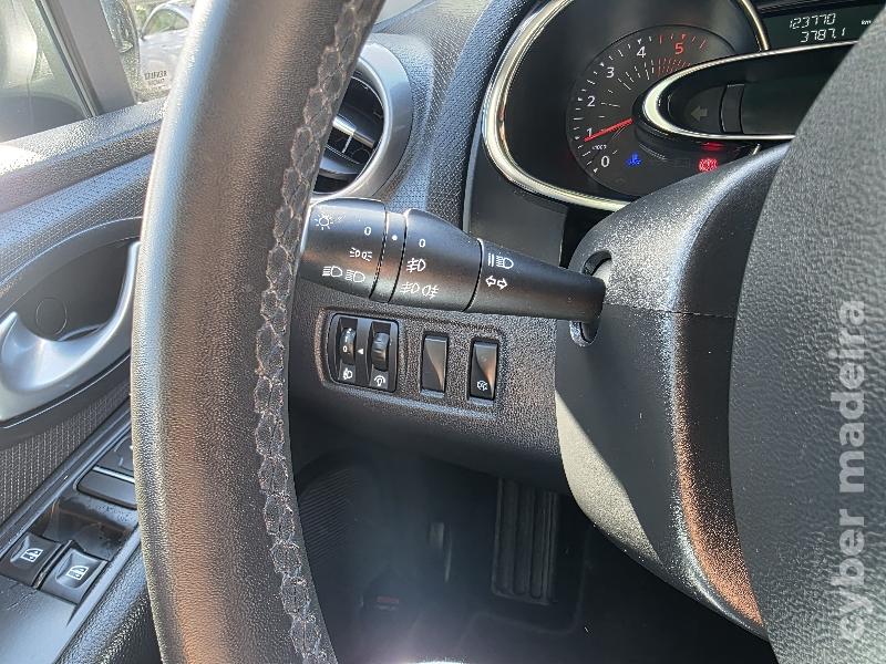 RENAULT CLIO 1.5 DCI LIMITED Gasóleo
