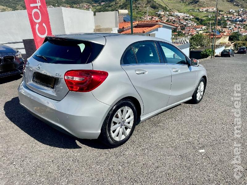 MERCEDES A 180 d Gasóleo
