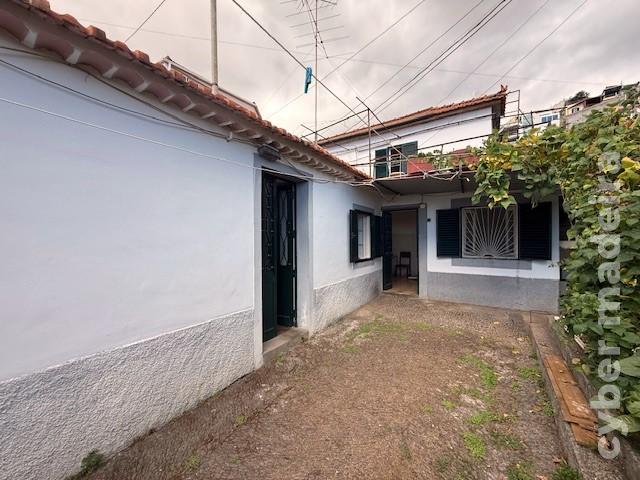 Moradia T4 para Venda