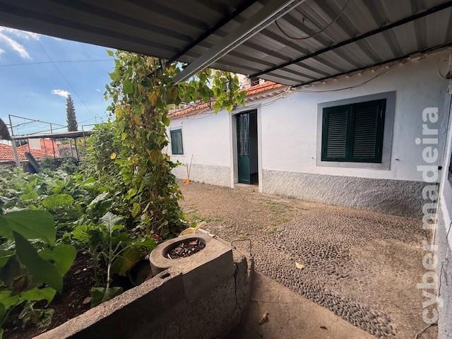 Moradia T4 para Venda