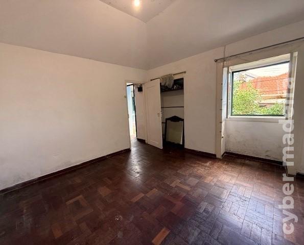 Moradia T4 para Venda