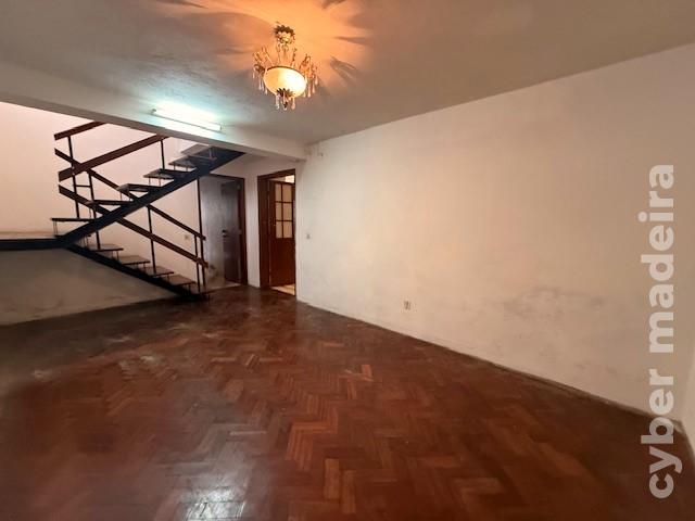 Moradia T4 para Venda