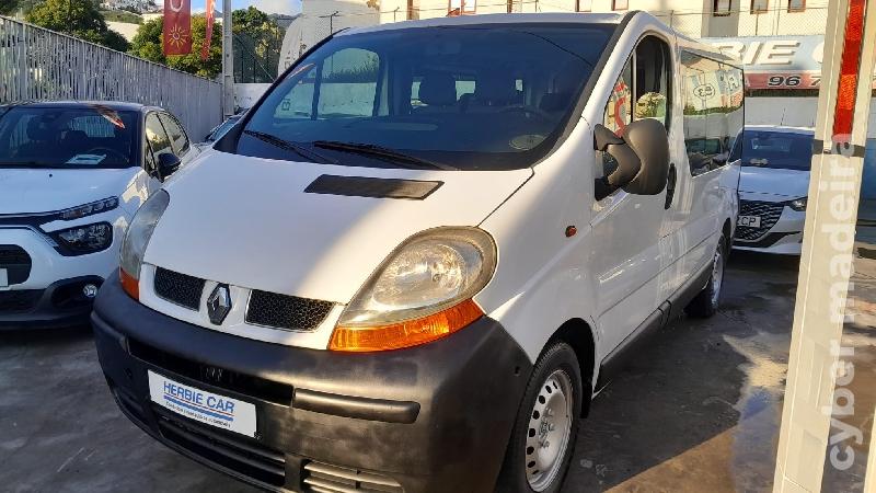 RENAULT TRAFFIC 2.0 DCI Gasóleo