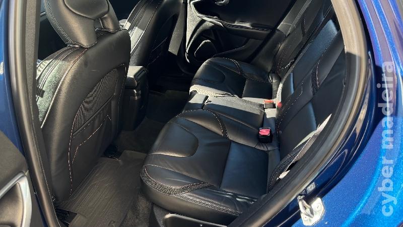 VOLVO V40 Cross Country D2 OCEAN RACE Gasóleo