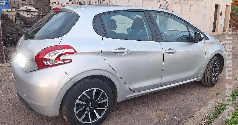 PEUGEOT 208 208 1 4 HDI Gasóleo