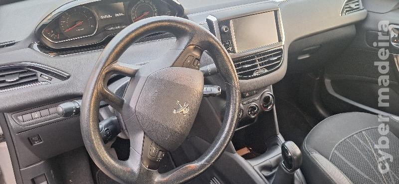 PEUGEOT 208 208 1 4 HDI Gasóleo