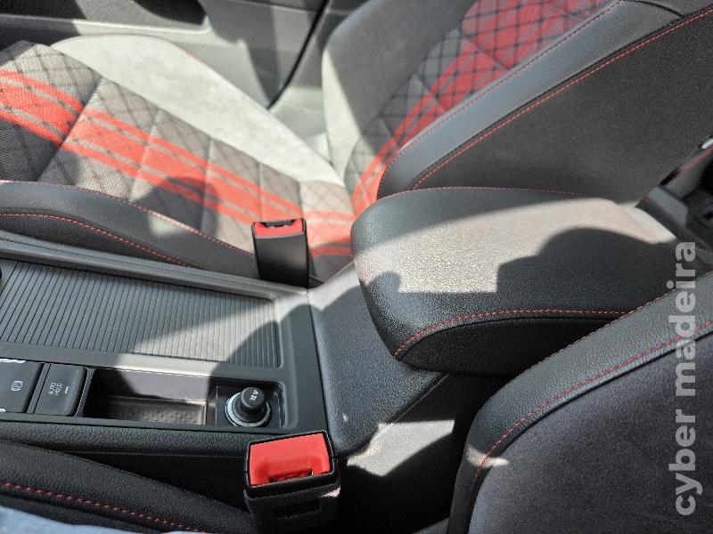 VOLKSWAGEN GOLF 2.0 TSI GTI TCR DSG 290CV Gasolina