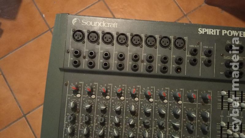 Mesa mistura Amplificada Soundcraft