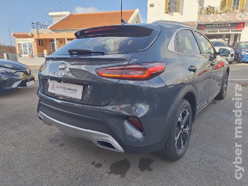 KIA CEED XCEED Híbrido