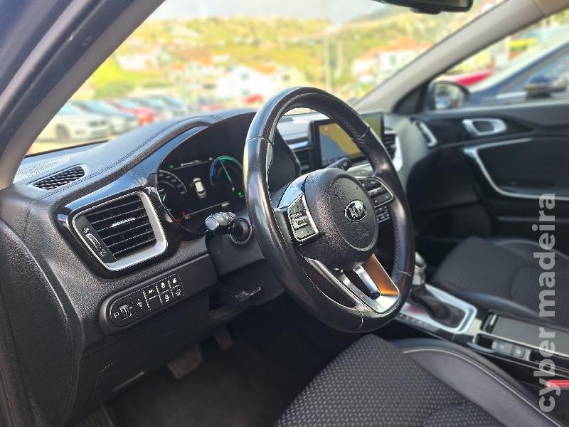KIA CEED XCEED Híbrido