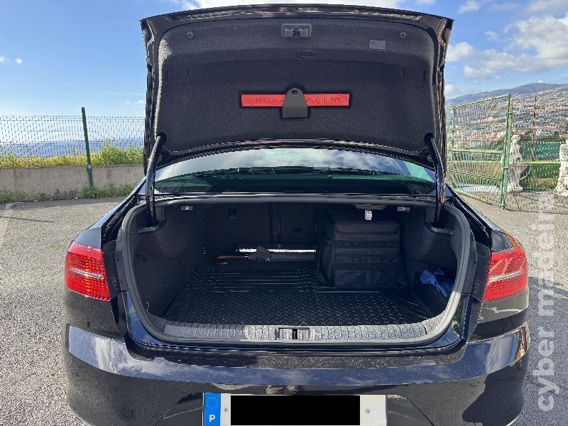 VOLKSWAGEN PASSAT GTE Híbrido