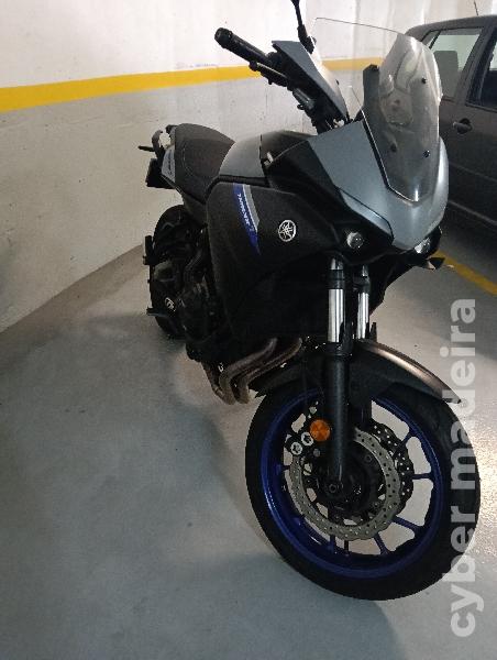 Yamaha 55kw 690 cc Sport, turismo