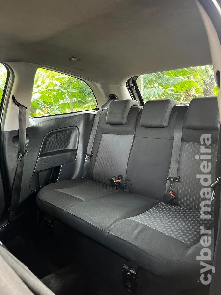 FORD FIESTA Bom estado Gasolina