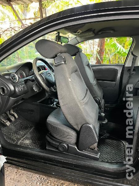 FORD FIESTA Bom estado Gasolina