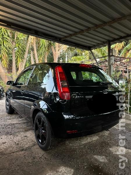 FORD FIESTA Bom estado Gasolina