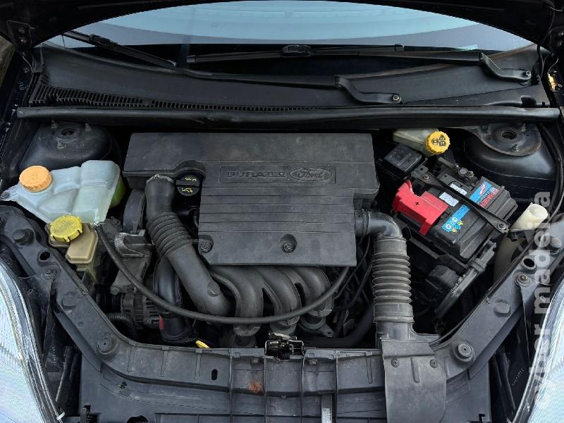 FORD FIESTA Bom estado Gasolina