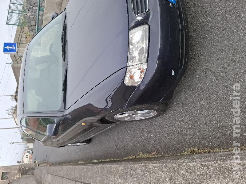 AUDI A3 1.6cc gasolina Gasolina