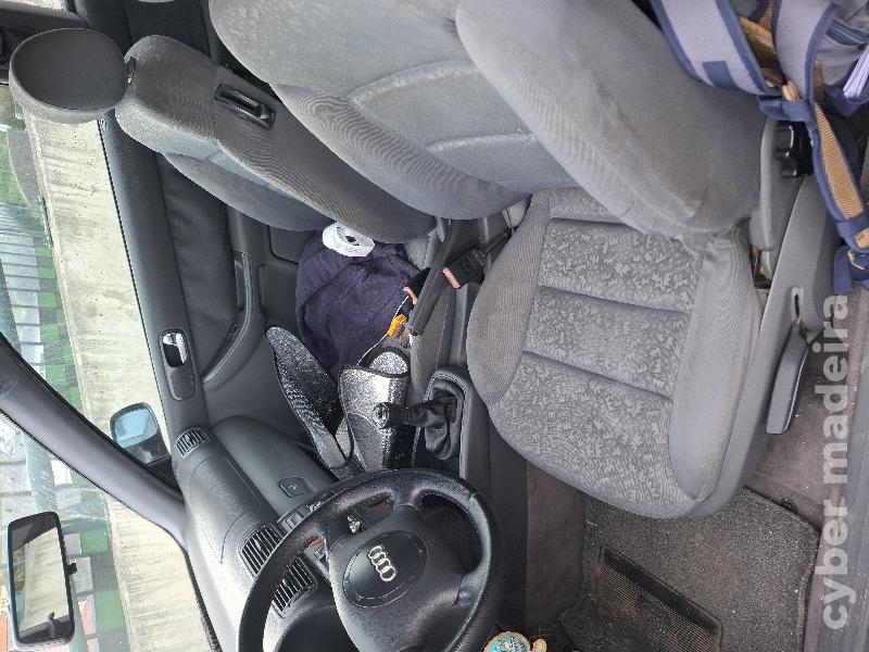 AUDI A3 1.6cc gasolina Gasolina