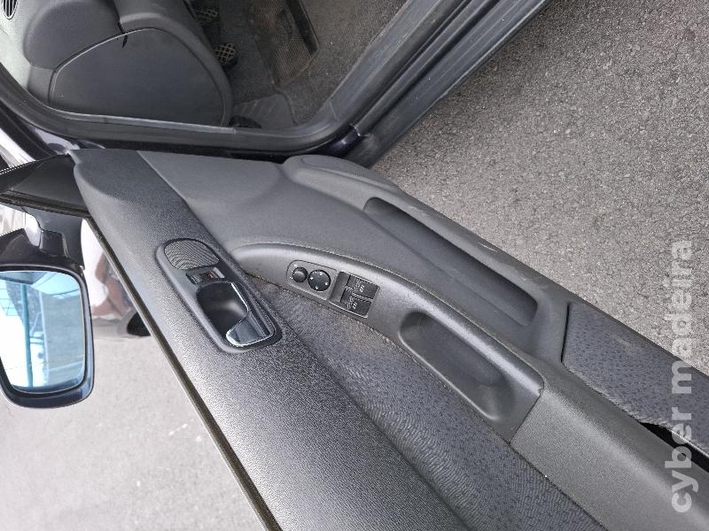 AUDI A3 1.6cc gasolina Gasolina