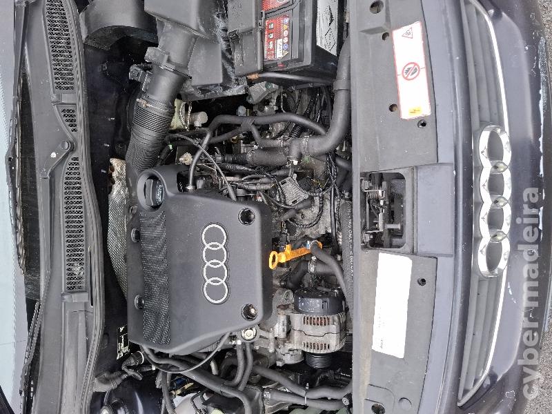AUDI A3 1.6cc gasolina Gasolina