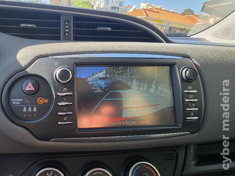 TOYOTA YARIS 1.0 VVT-I COMFORT Gasolina