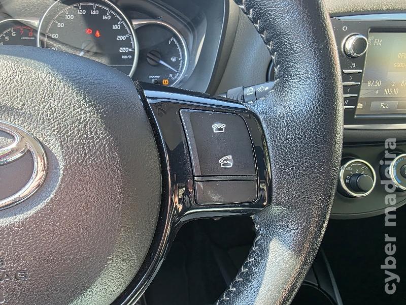 TOYOTA YARIS 1.0 VVT-I COMFORT Gasolina