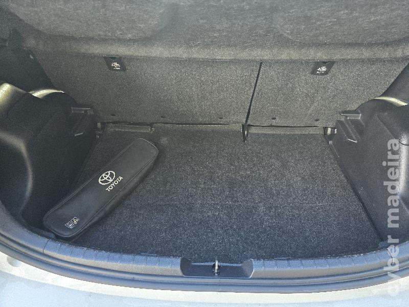 TOYOTA YARIS 1.0 VVT-I COMFORT Gasolina