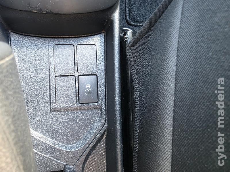 TOYOTA YARIS 1.0 VVT-I COMFORT Gasolina