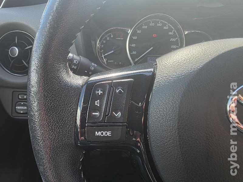 TOYOTA YARIS 1.0 VVT-I COMFORT Gasolina