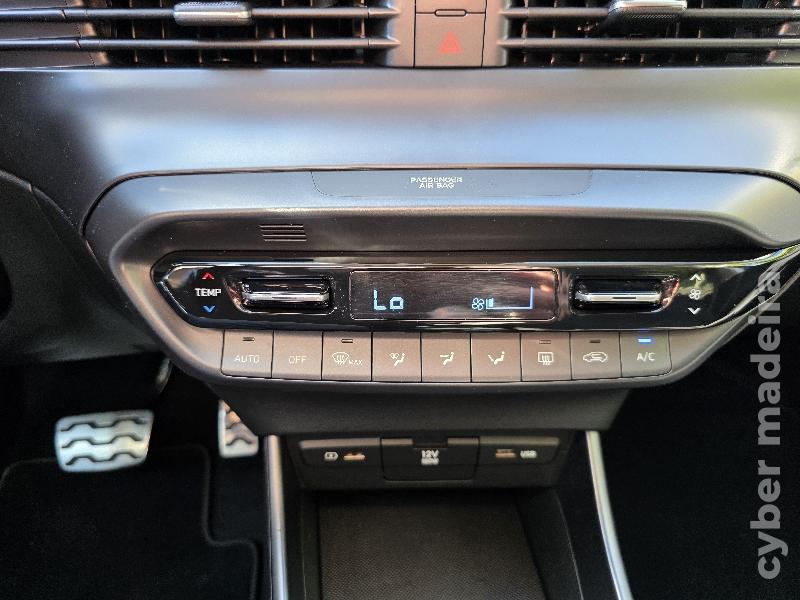 HYUNDAI XG BAYON 1.0 T-GDI DCT PREMIUM 100CV AUTOMÁTICO Gasolina