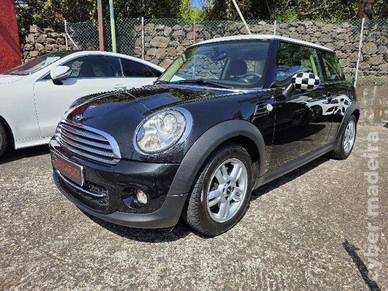 MINI MINI COOPER D 112CV Gasóleo