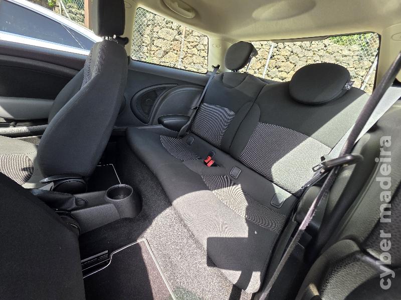 MINI MINI COOPER D 112CV Gasóleo