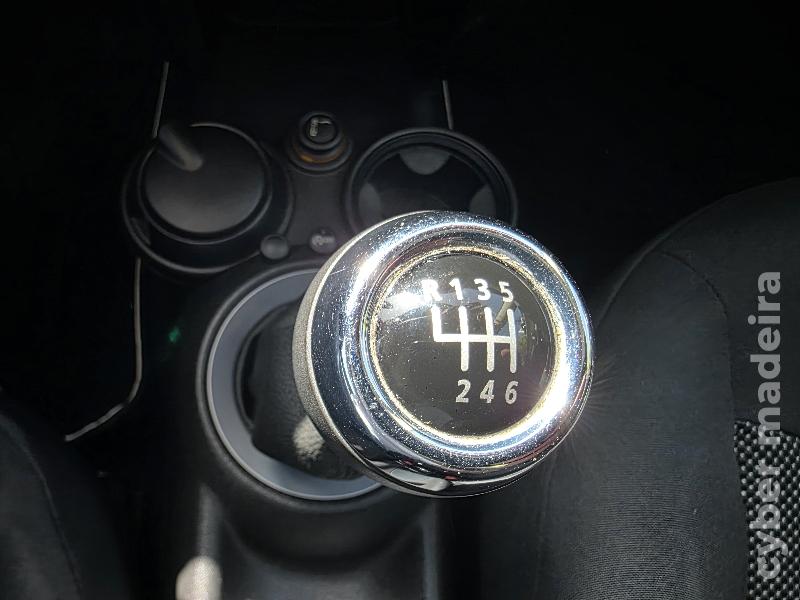 MINI MINI COOPER D 112CV Gasóleo