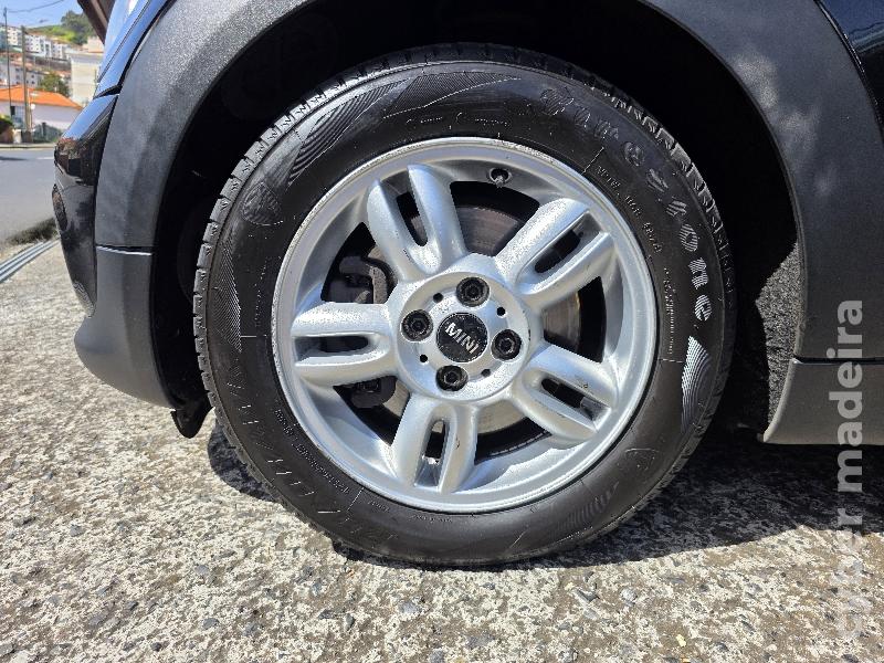 MINI MINI COOPER D 112CV Gasóleo