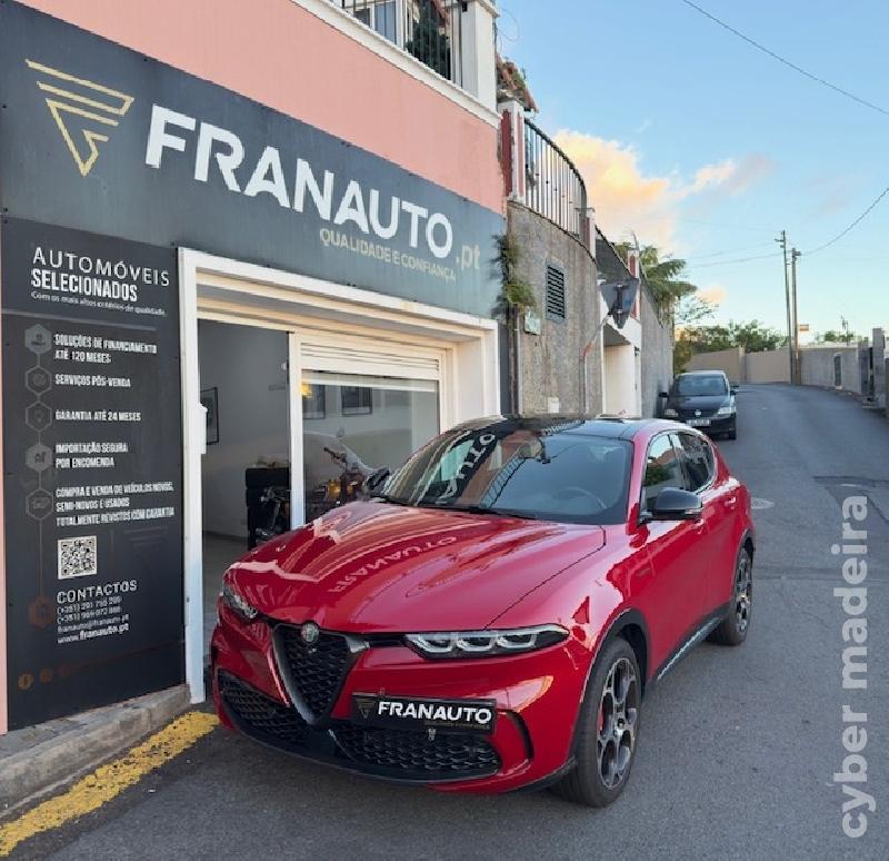 ALFA ROMEO TONALE 1.3 PLUG-IN HYBRID VELOCE E - AWD - 280 CV - 01/2024 C/17.000km APENAS Híbrido