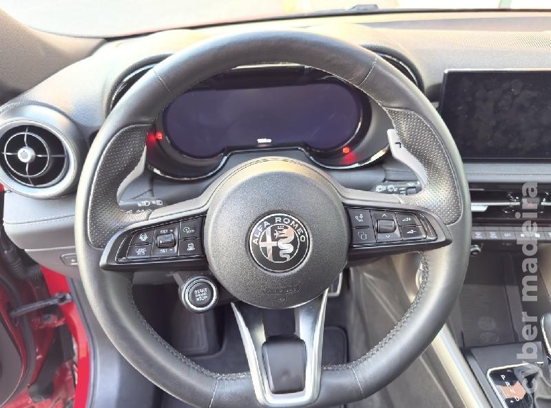 ALFA ROMEO TONALE 1.3 PLUG-IN HYBRID VELOCE E - AWD - 280 CV - 01/2024 C/17.000km APENAS Híbrido