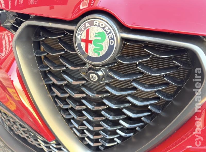 ALFA ROMEO TONALE 1.3 PLUG-IN HYBRID VELOCE E - AWD - 280 CV - 01/2024 C/17.000km APENAS Híbrido