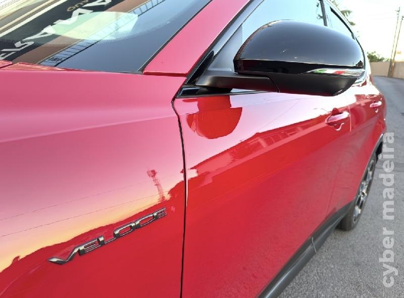 ALFA ROMEO TONALE 1.3 PLUG-IN HYBRID VELOCE E - AWD - 280 CV - 01/2024 C/17.000km APENAS Híbrido