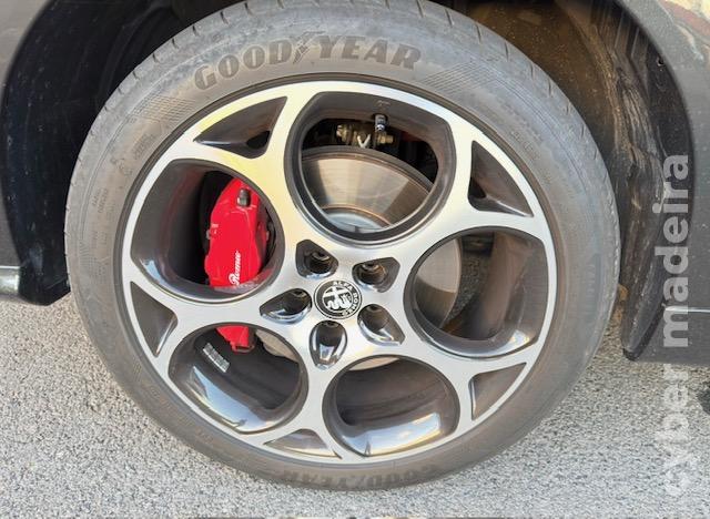 ALFA ROMEO TONALE 1.3 PLUG-IN HYBRID VELOCE E - AWD - 280 CV - 01/2024 C/17.000km APENAS Híbrido