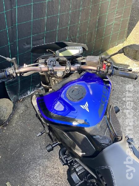 Yamaha MT-09 900 cc Sport, turismo